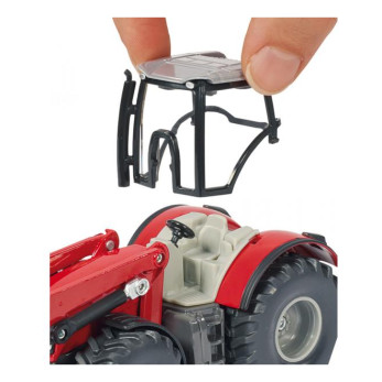 Трактор Massey Ferguson с фронтальным погрузчиком